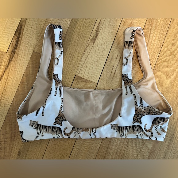Aerie Swim | scoop bikini top in white Big Cats print, size small - Picture 3 of 3